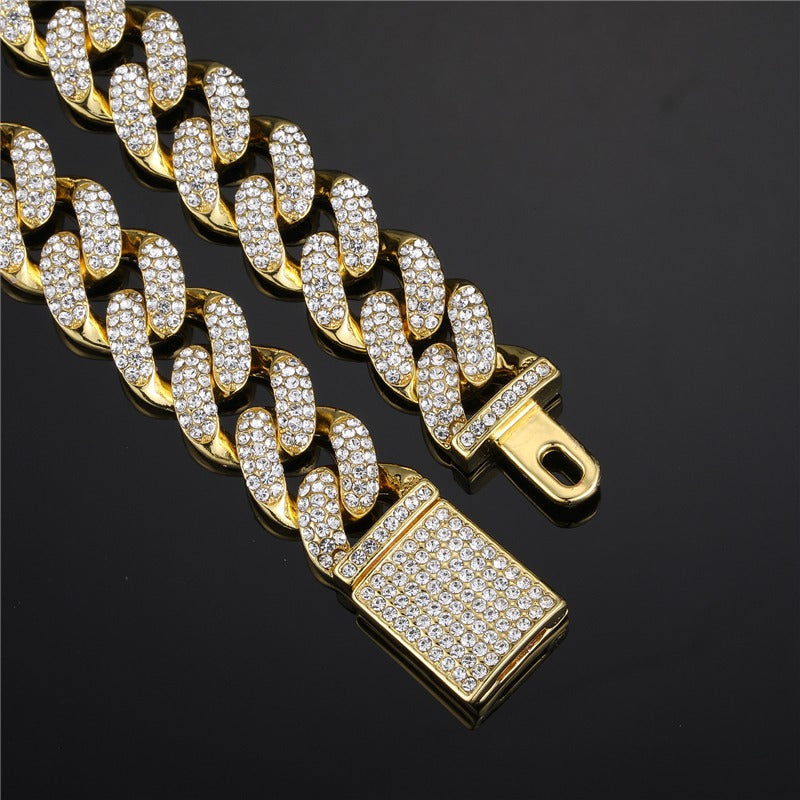Corrente-cordao-colar-Cuban-Burly-Ice-Cravejada-dourado-ouro
