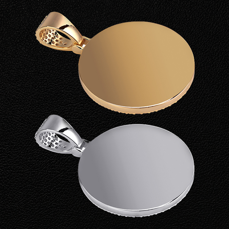      medalhao-circular-personalizado-ice-cravejado-presente-corrente-prata-dourado